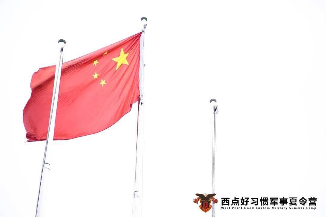 逃离电梯间